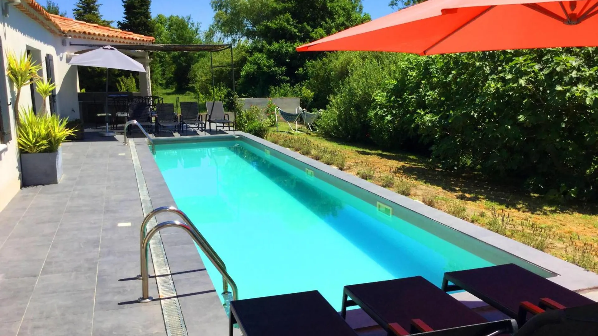 Holiday home Charming Family House With Pool Located At L'Isle Sur La Sorgue - Sleeps 8 Villa France