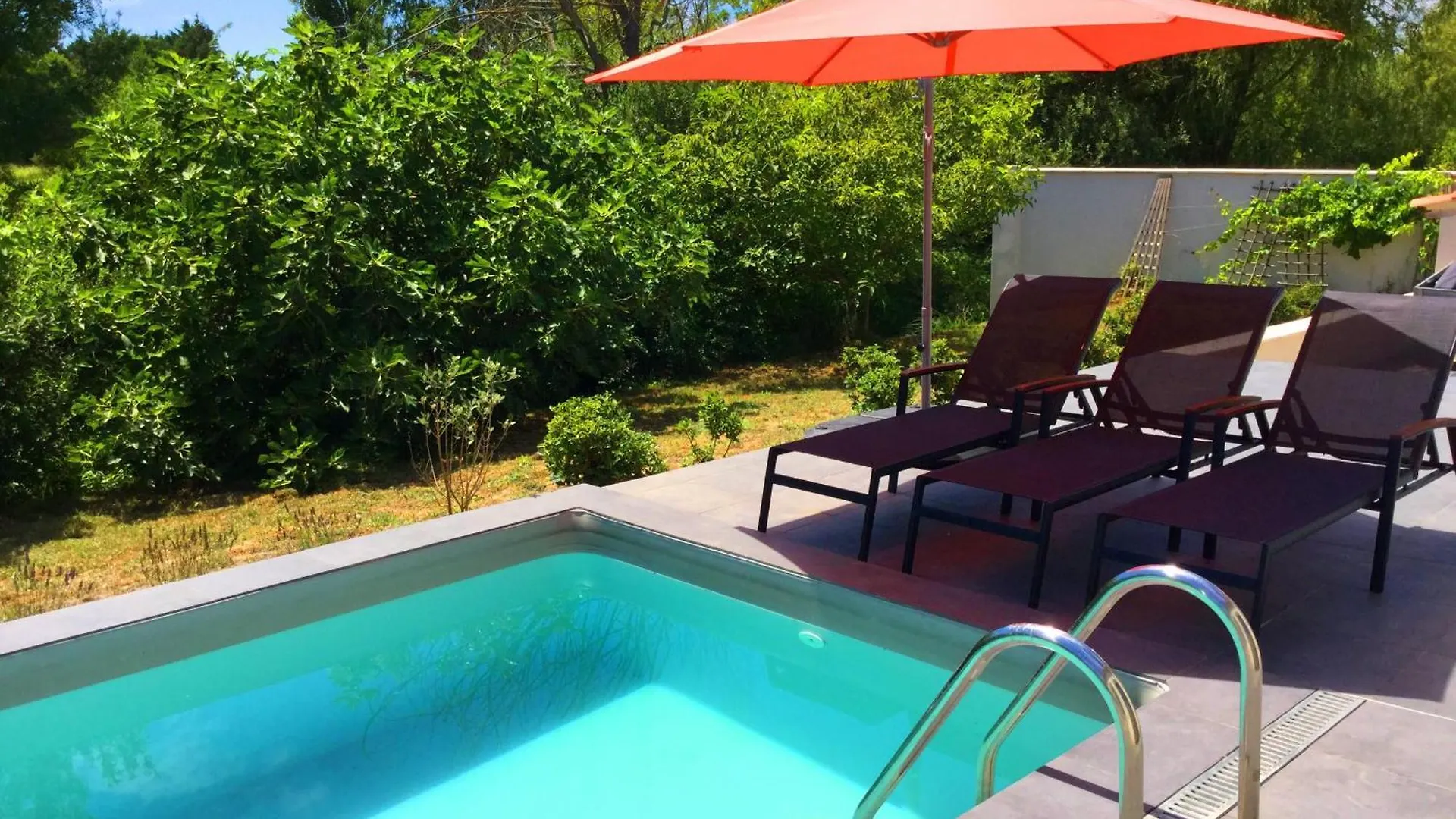 Holiday home Charming Family House With Pool Located At L'Isle Sur La Sorgue - Sleeps 8 Villa